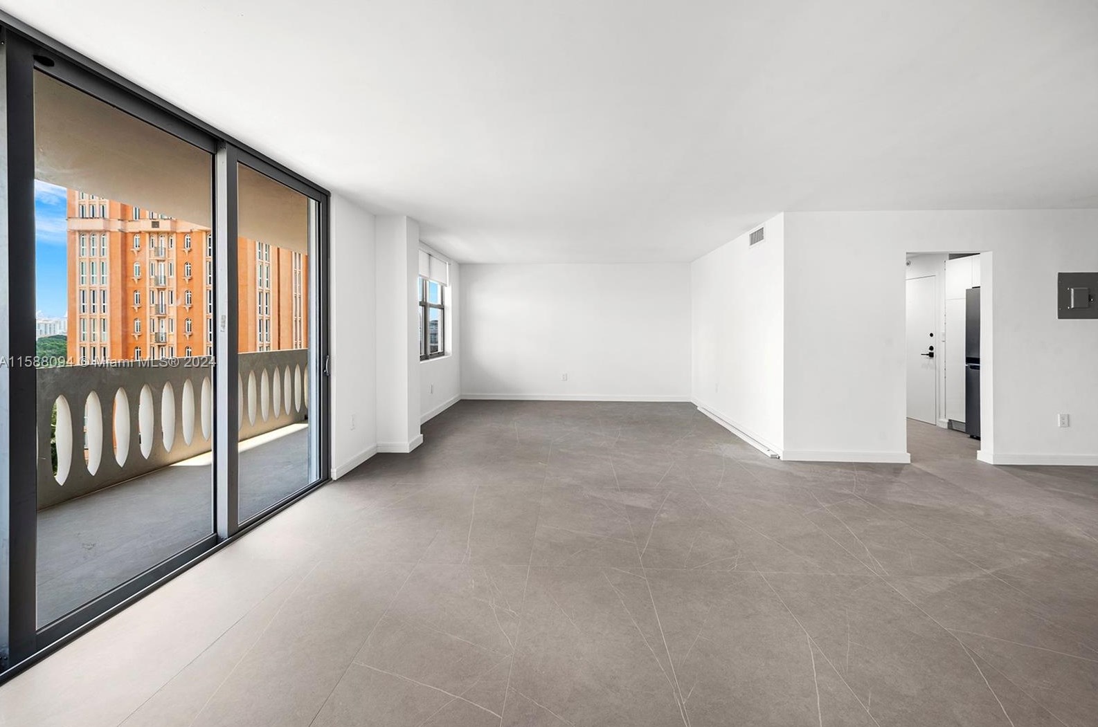 625 Biltmore Way Apt 1101, Miami, FL 33134
