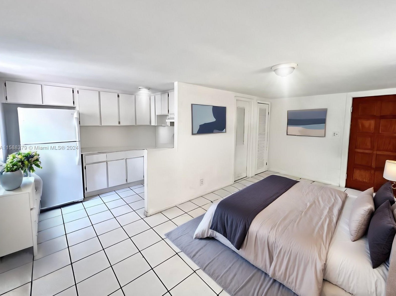 227 Phoenetia Ave #3, Miami, FL 33134