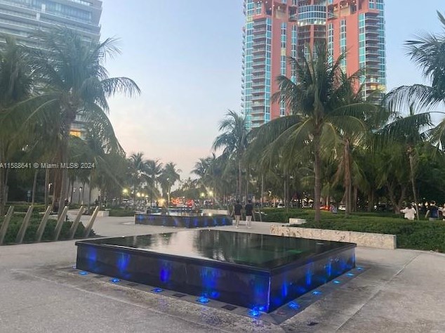 1020 Meridian Ave, Miami FL 33139-8312 exterior