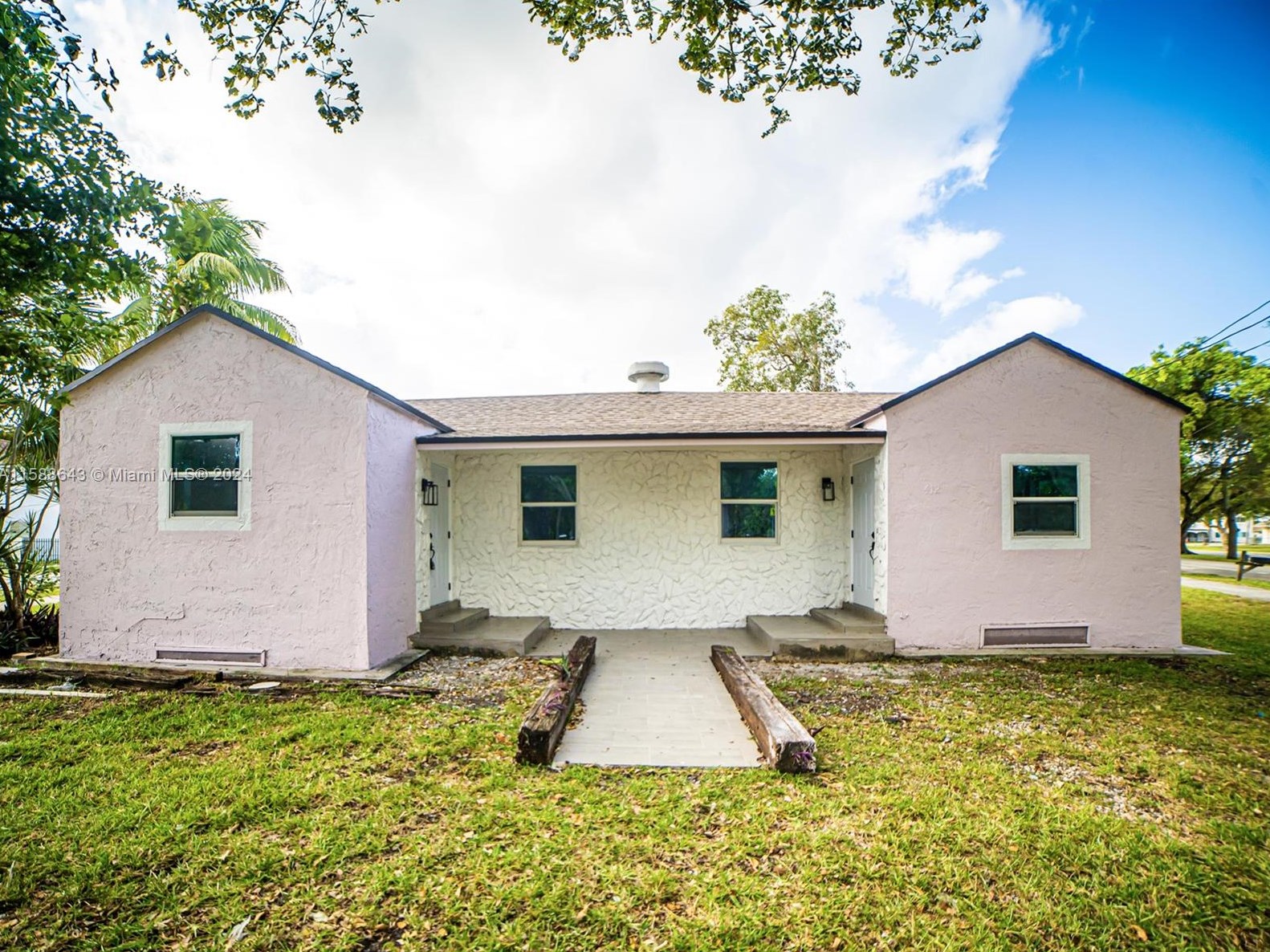 412 Columbus Pkwy, Hollywood, FL 33021-6223