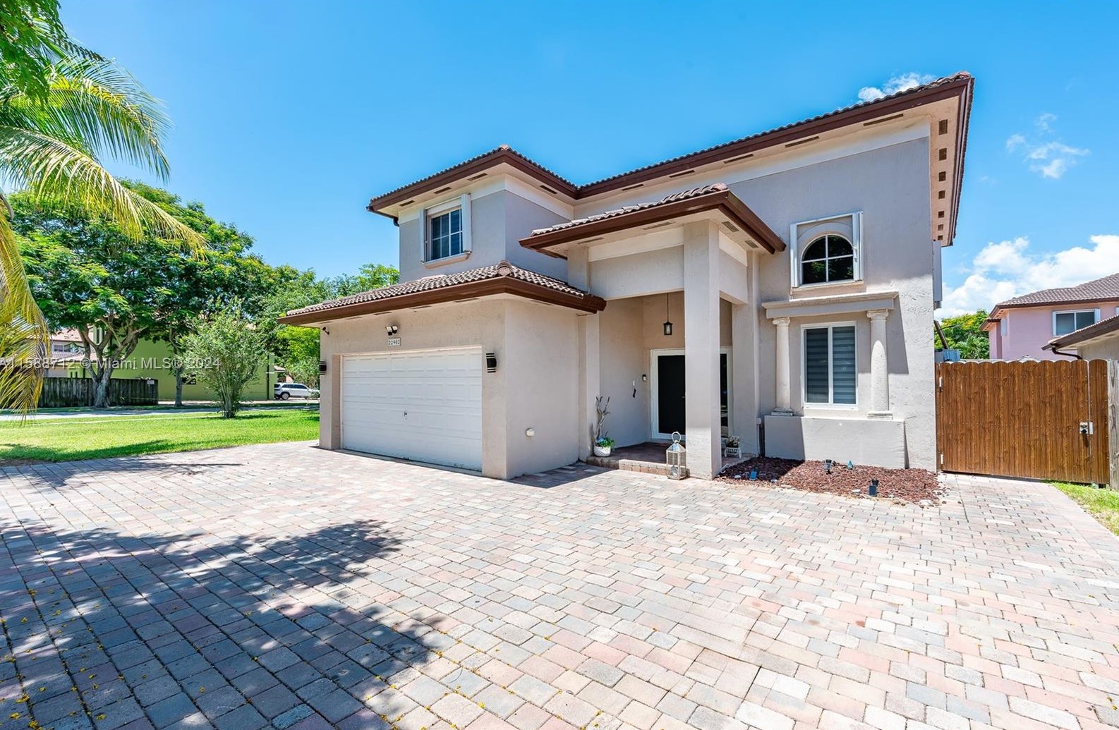 22902 113th Ct, Miami, FL 33170-7570