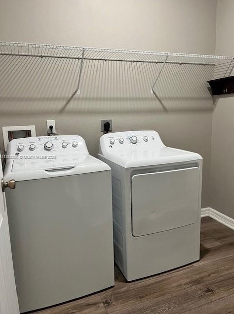 2440 Webster Ln, Fort Pierce FL  34953-7443 exterior