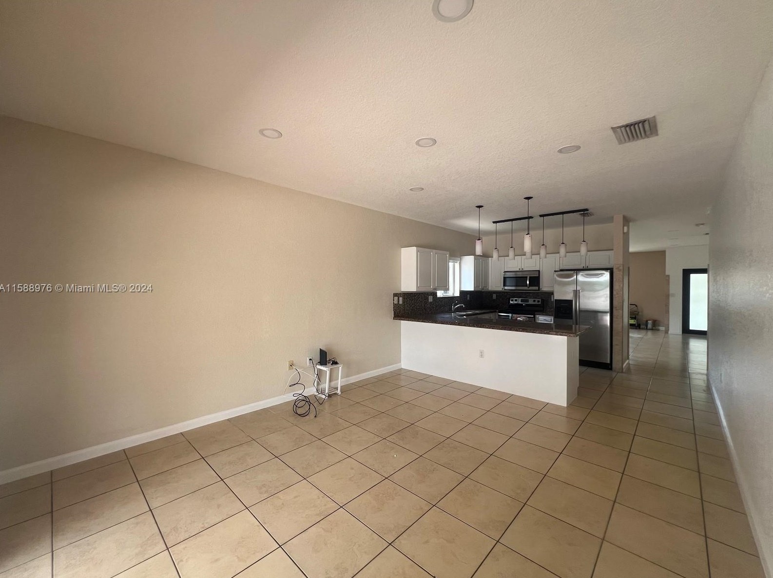 18348 Sw 139th Pl #18348, Miami, FL 33177