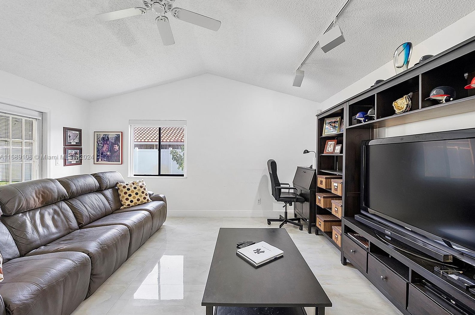 11521 10 St, Hollywood FL  33024-4403 exterior