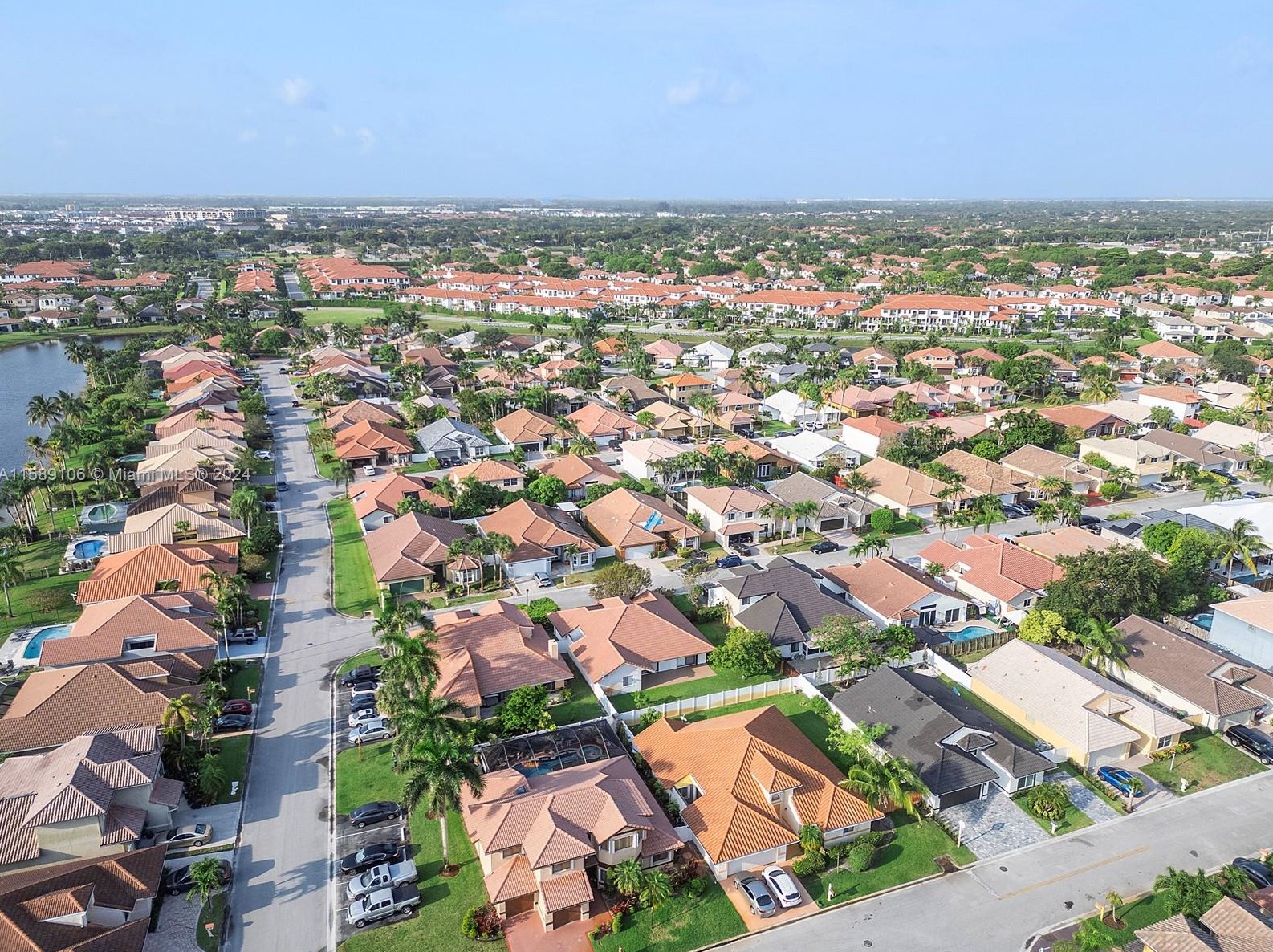 11521 10 St, Hollywood FL  33024-4403 exterior