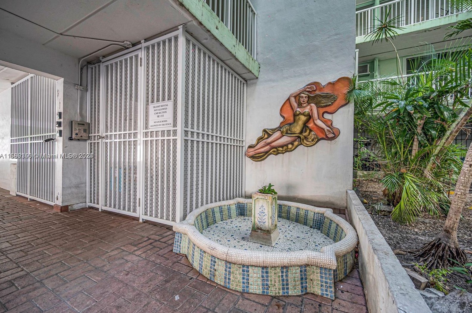 1400 Pennsylvania Ave #5, Miami, FL 33139