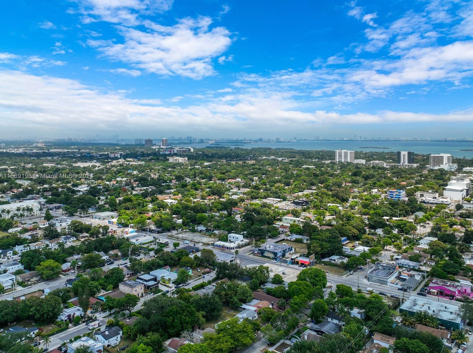 243 41 St, Miami FL 33127-2832 exterior