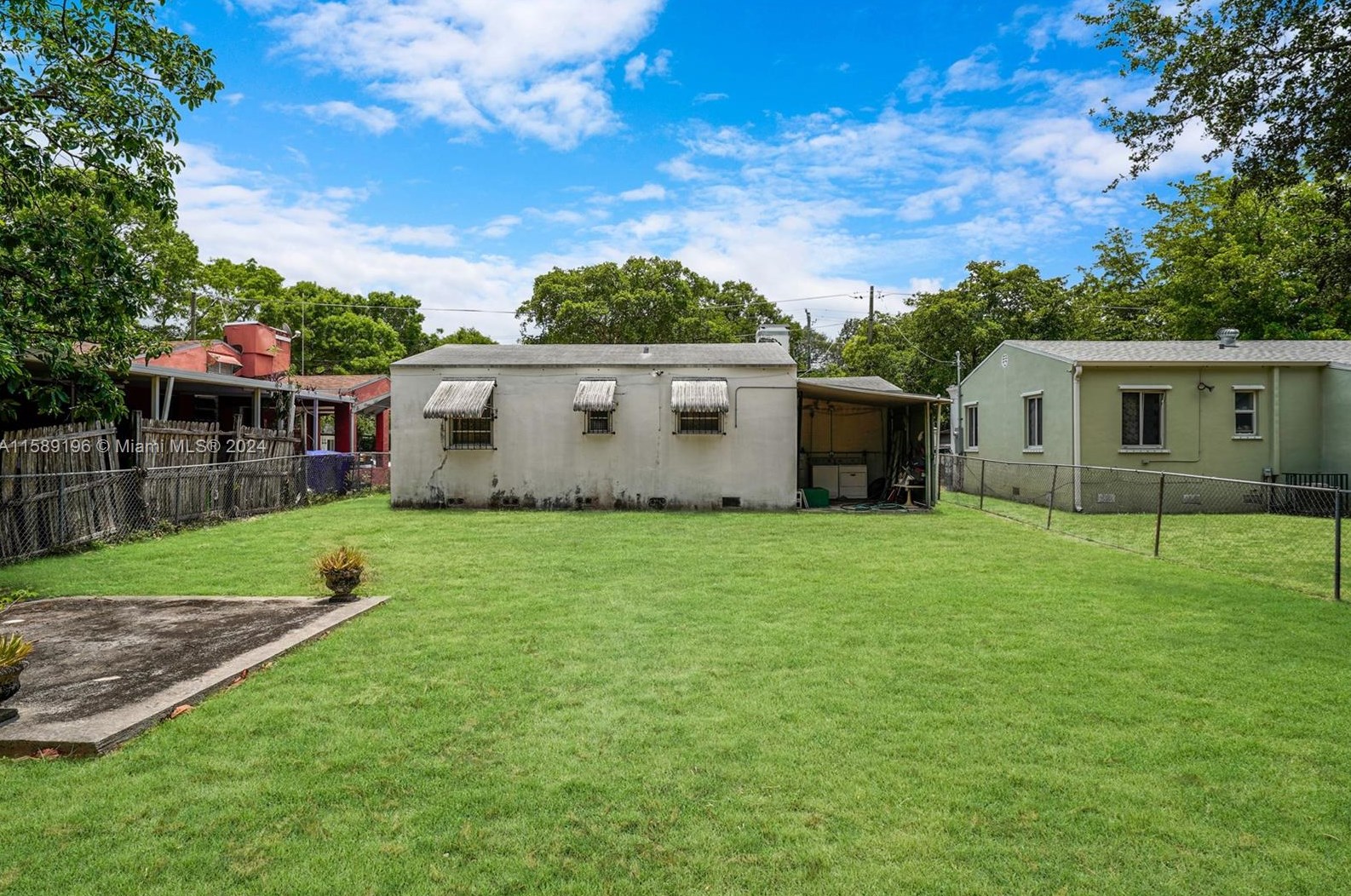 243 41 St, Miami FL 33127-2832 exterior