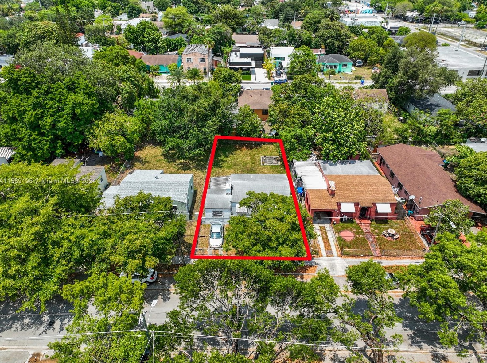 243 41 St, Miami FL 33127-2832 exterior