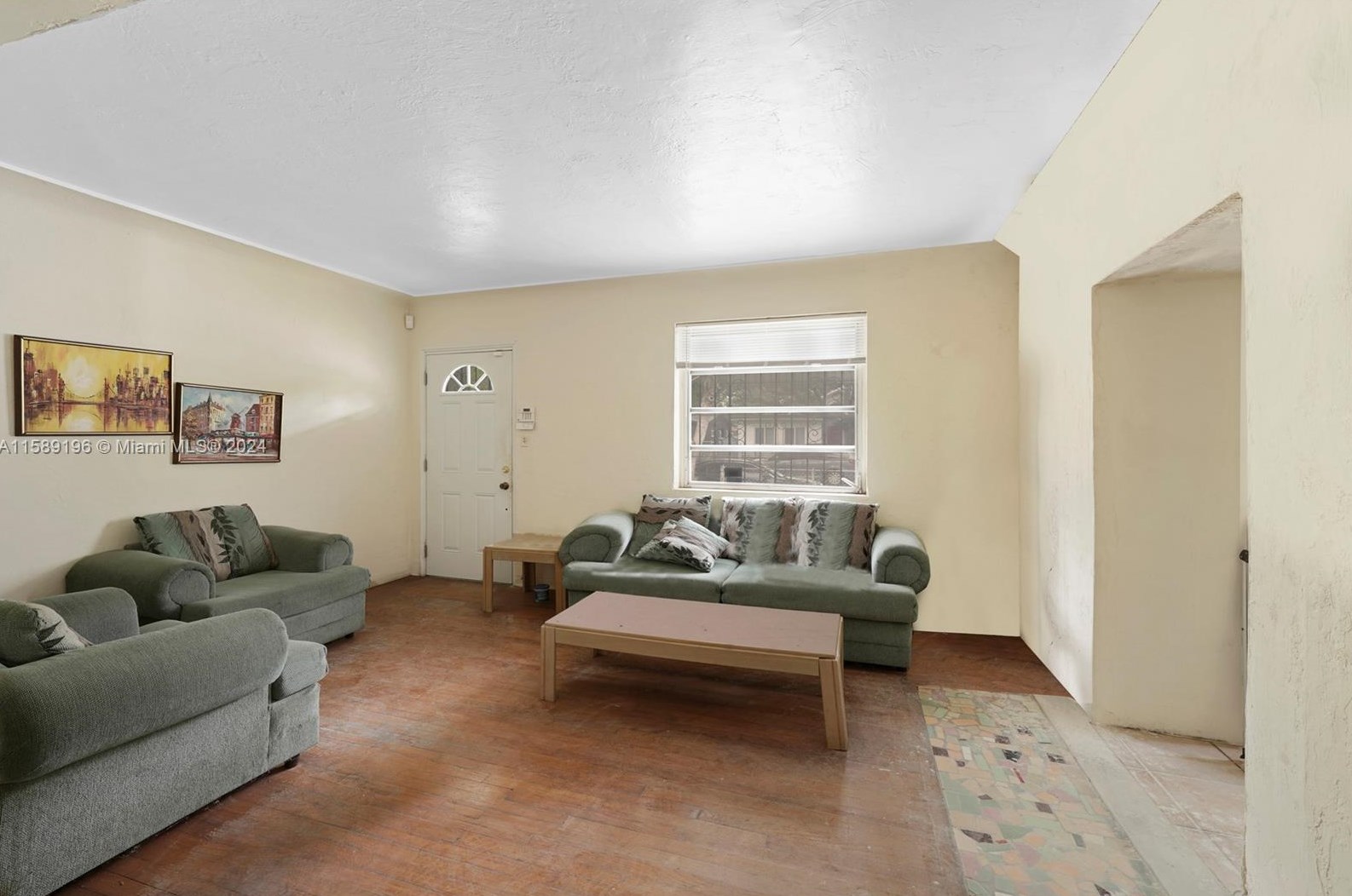 243 41st St, Miami, FL 33127-2827