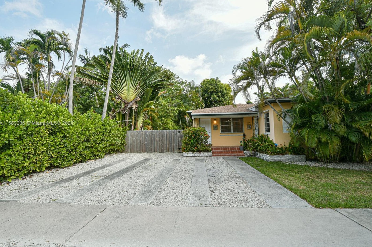 2977 W Trade Ave #2, Miami, FL 33133