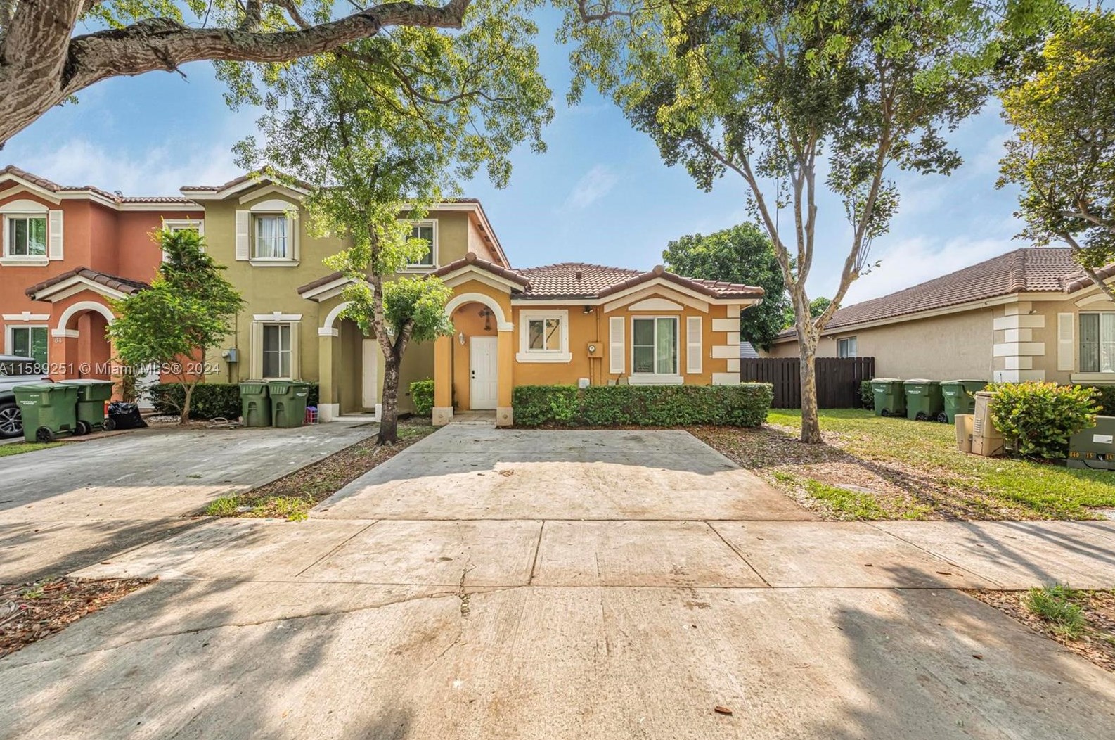 64 15th Ave, Homestead, FL 33030-6689