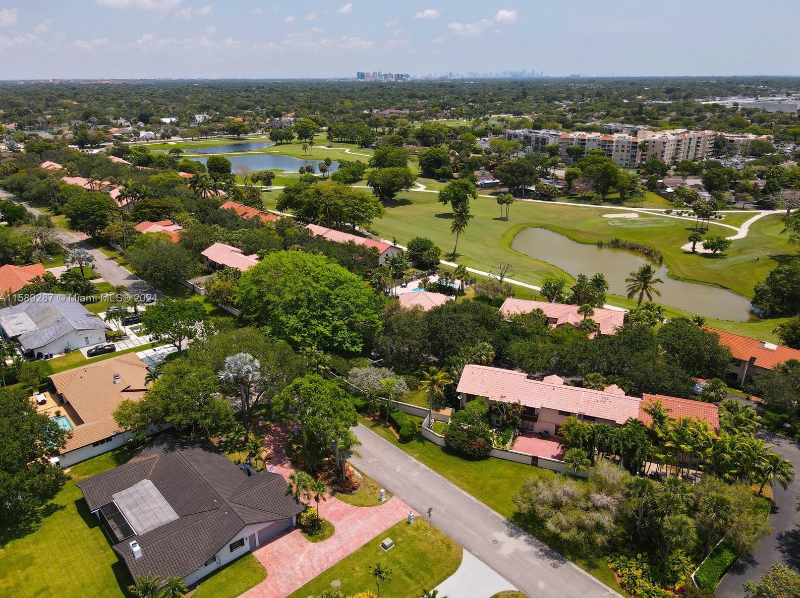 13225 95th Ave, Miami, FL 33176-5732