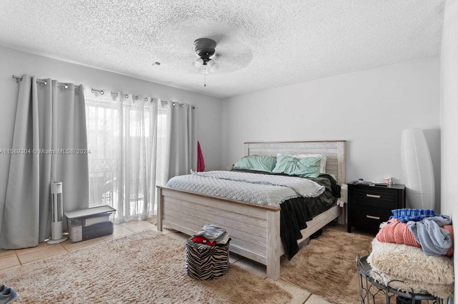 9762 222 St, Miami FL 33170-4639 exterior