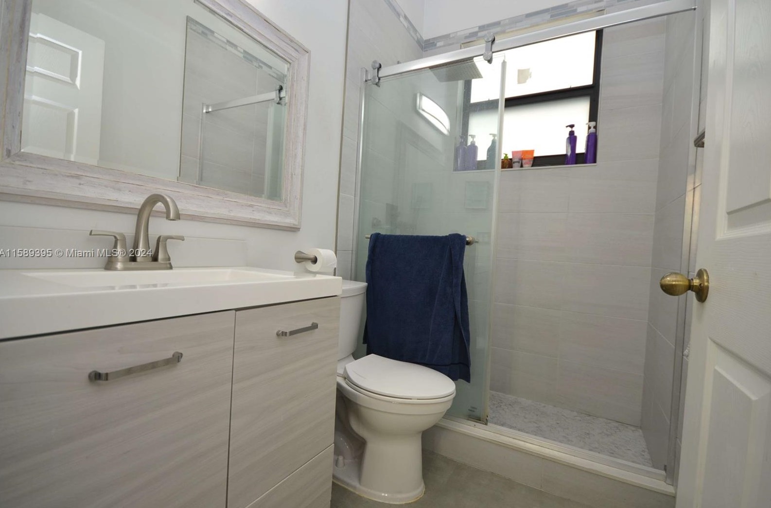 9205 215 Ter, Miami FL 33189-3814 exterior