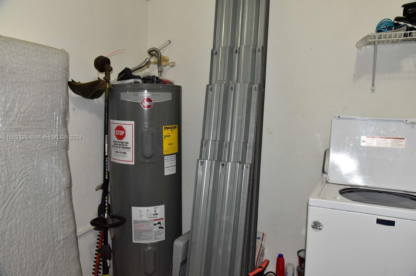 9205 215 Ter, Miami FL 33189-3814 exterior