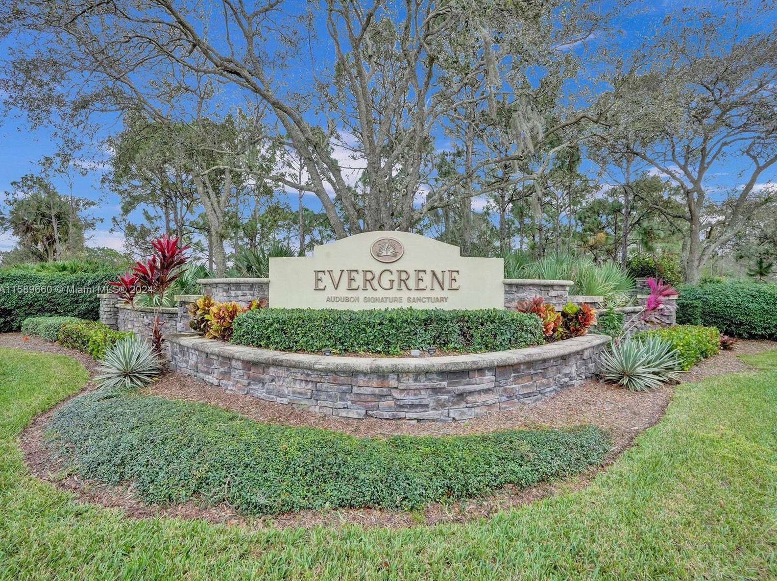 715 Bocce Ct, West Palm Beach, FL 33410-1530