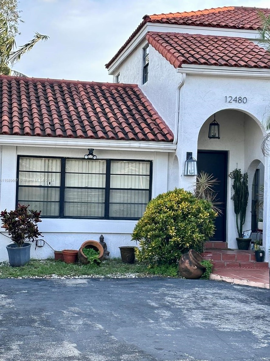 12480 95th Ter, Miami, FL 33186-1877
