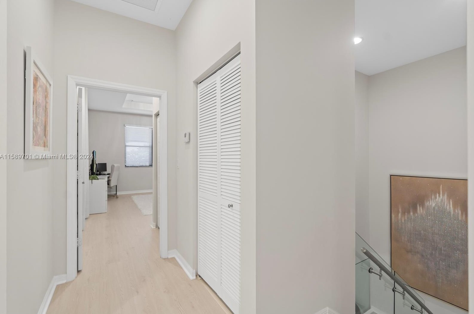 696 191st St, Miami FL  33179-3922 exterior