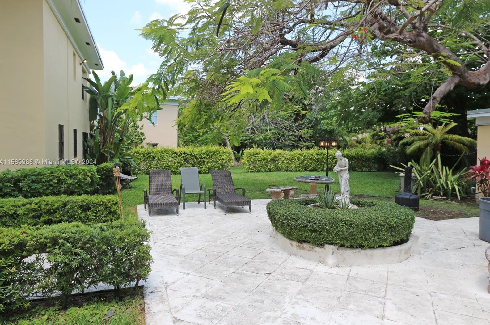 3375 Franklin Ave, Miami, FL 33133-5843