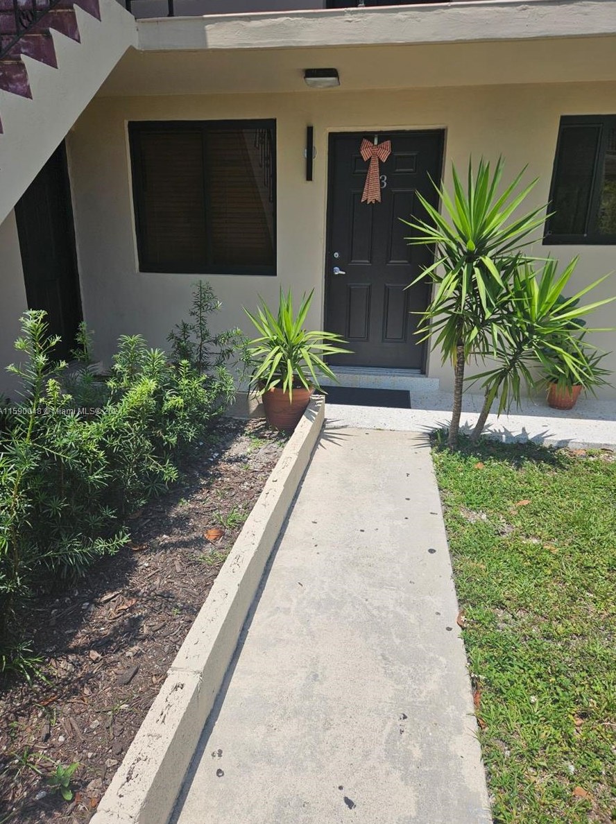 1434 Nw 2nd St #3, Miami, FL 33125