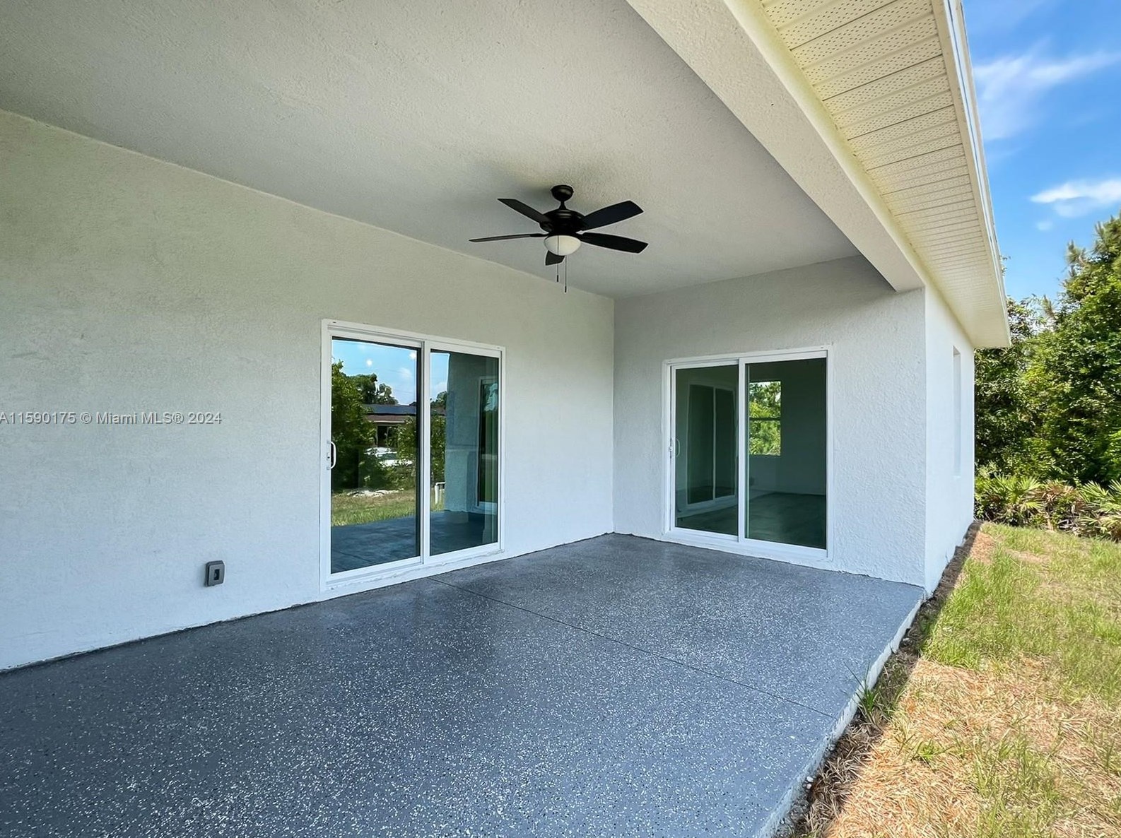 2919 11th St, Lehigh Acres, FL 33972-3574
