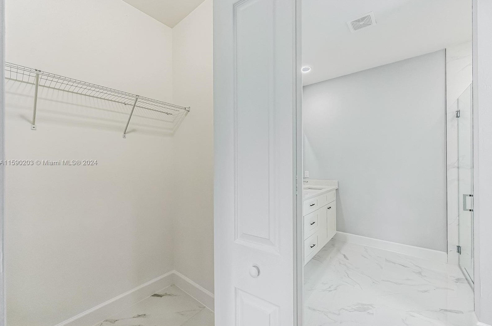 400 13 St, Lehigh Acres FL 33972-8758 exterior