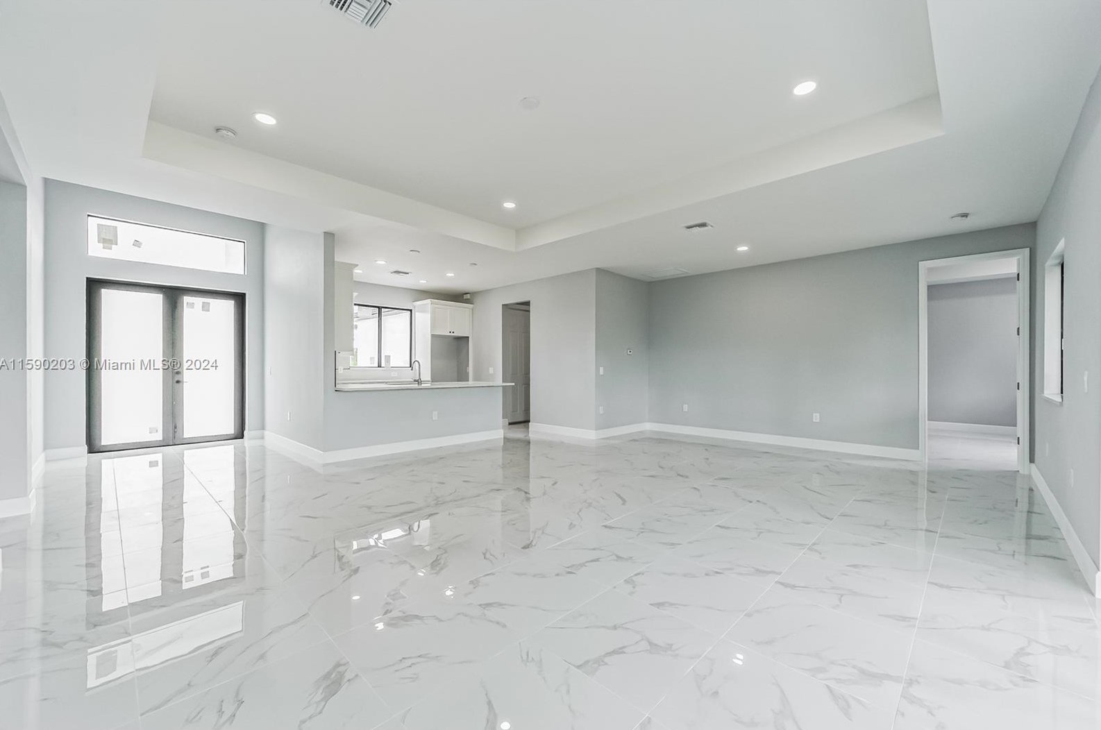 400 13 St, Lehigh Acres FL 33972-8758 exterior