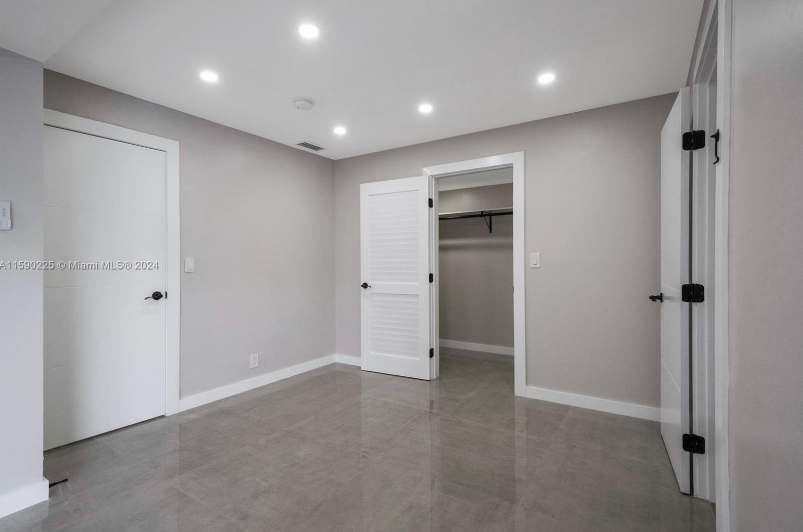 5316 Jackson St, Hollywood FL  33021-7106 exterior