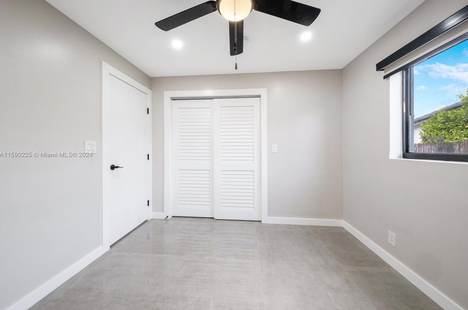 5316 Jackson St, Hollywood FL  33021-7106 exterior