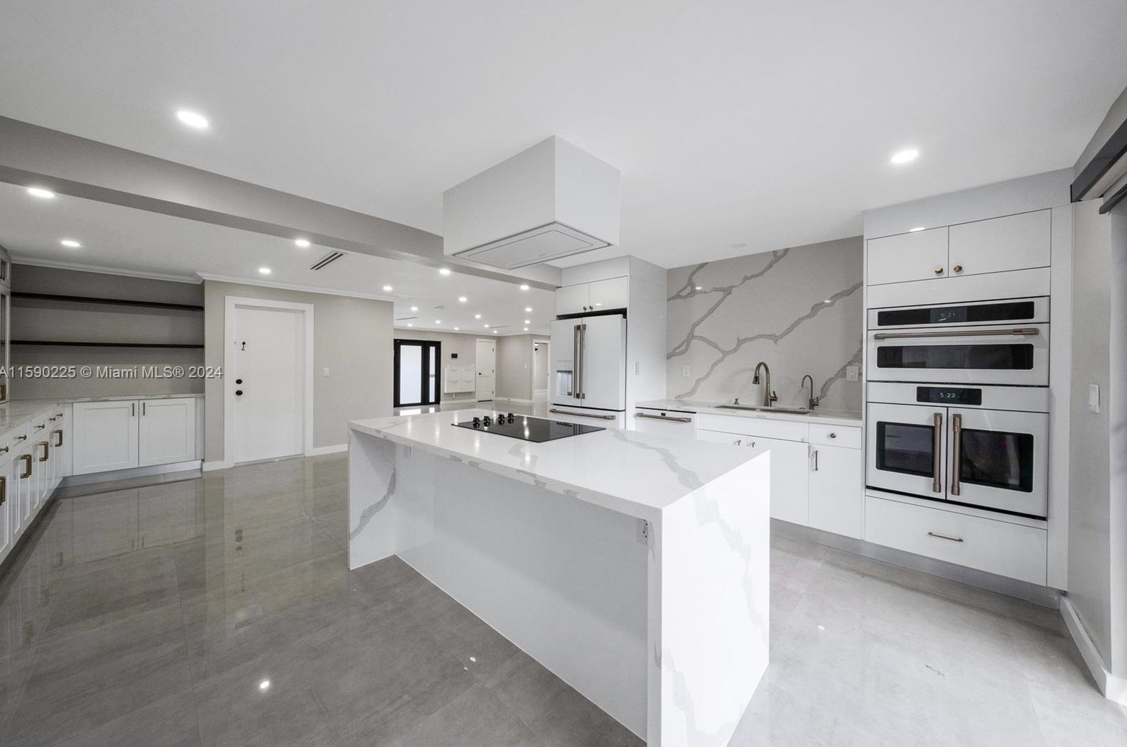 5316 Jackson St, Hollywood FL  33021-7106 exterior