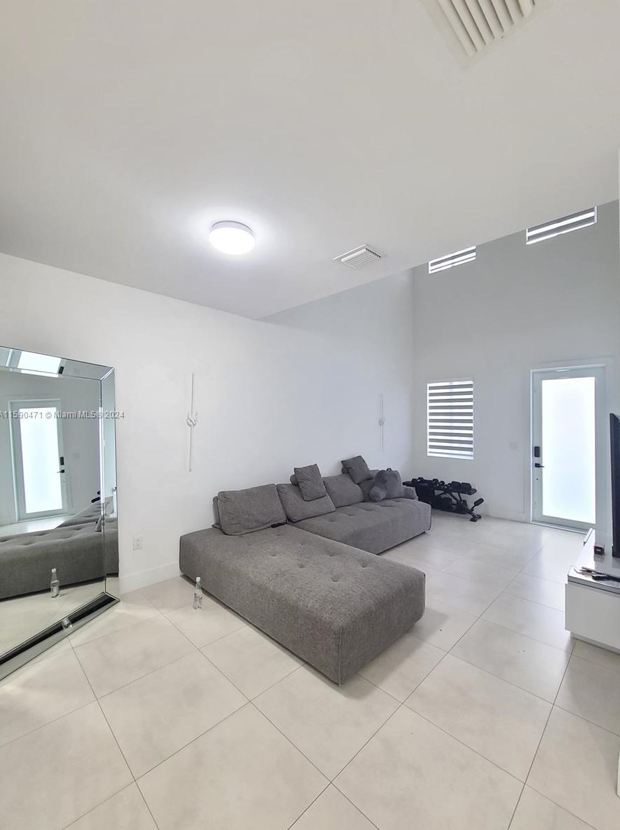 7240 103rd Path, Miami, FL 33178-5054
