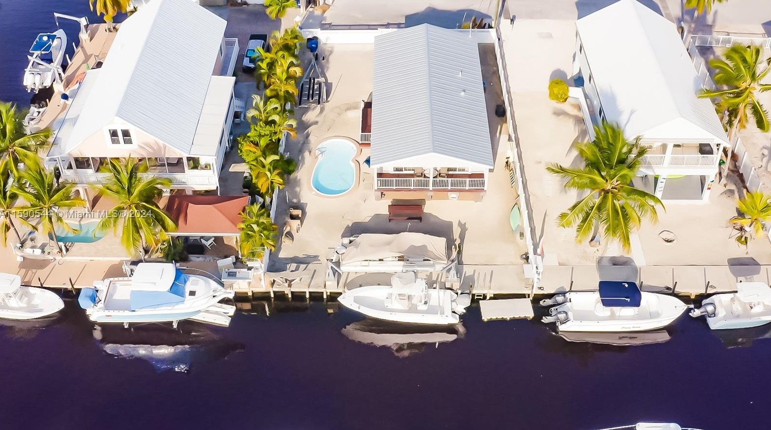 338 Windley Rd, Key Largo, FL 33037-3035