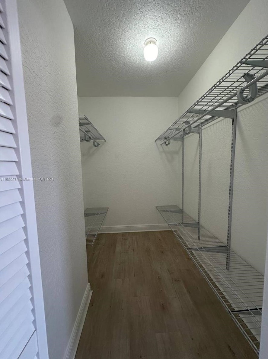 2778 131st St, Miami FL 33054-5005 exterior