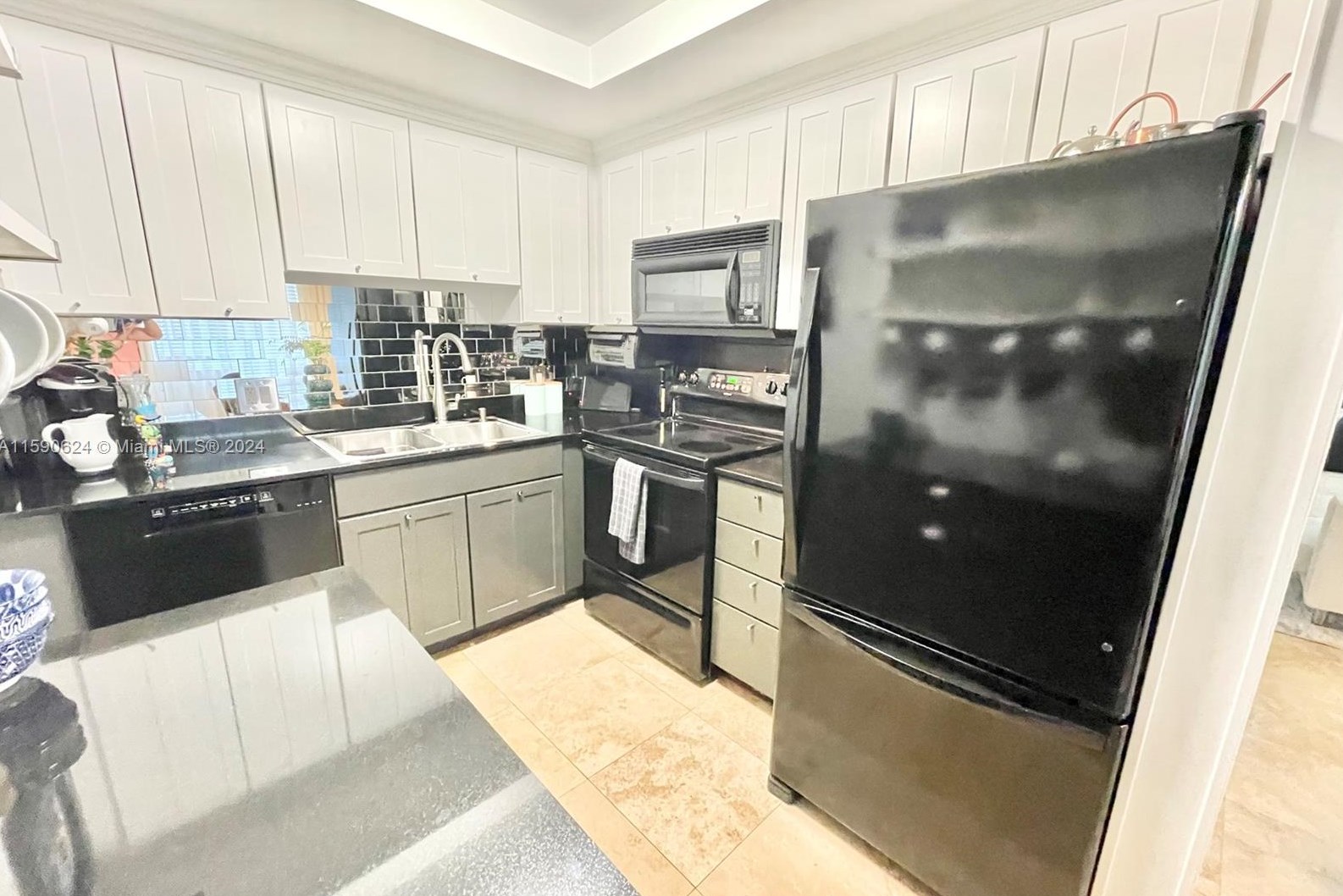 1800 N 16th Ave #12, Hollywood, FL 33020