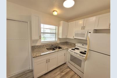 1311 NW 43rd Ave #207 - Photo 1