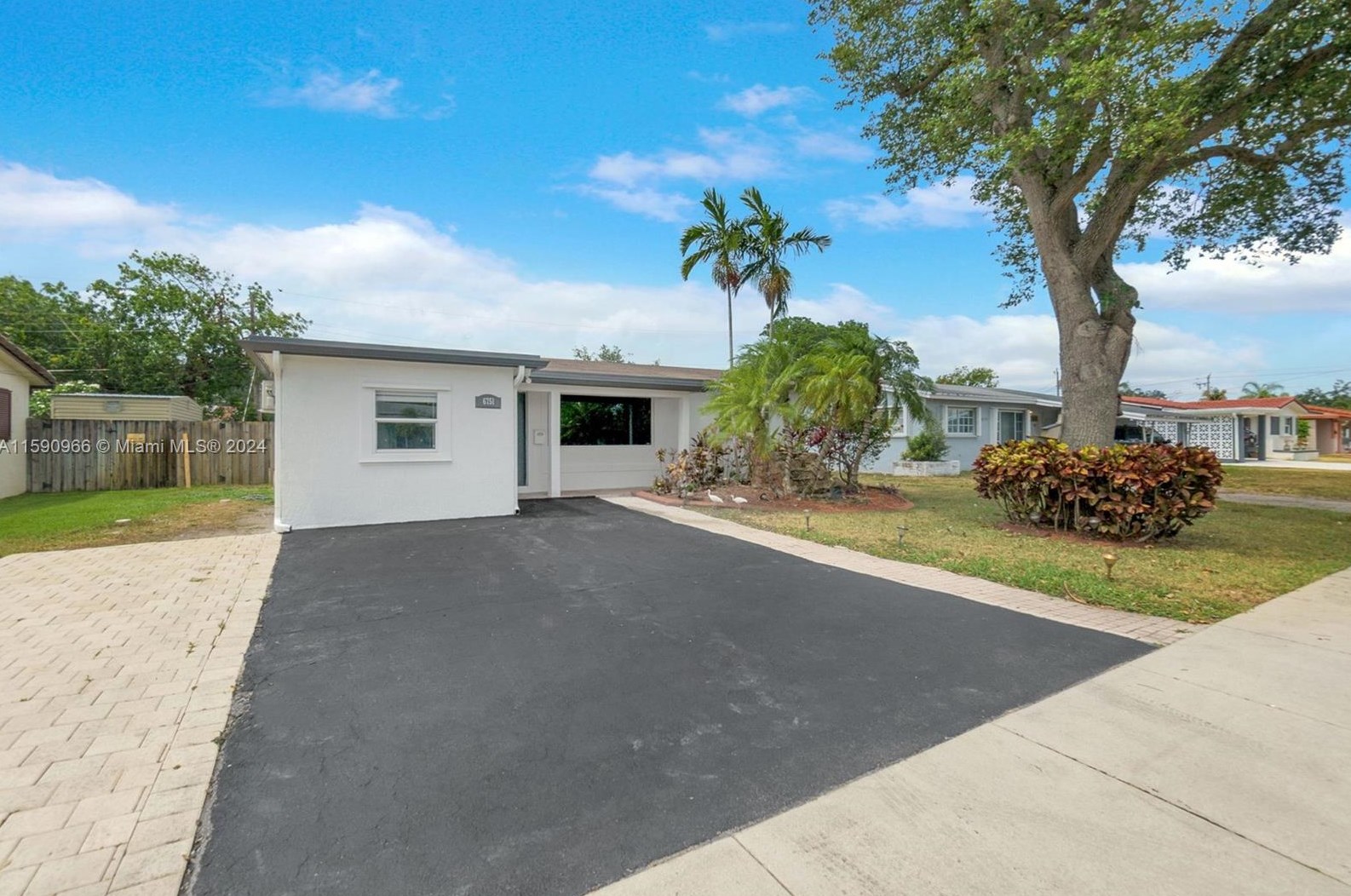 6751 Greene St, Hollywood, FL 33024-2831