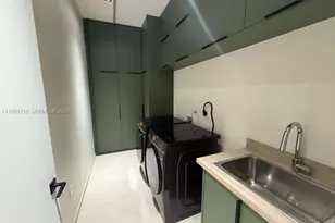 135 SW 29th Rd, Miami, FL 33129 - Photo 44