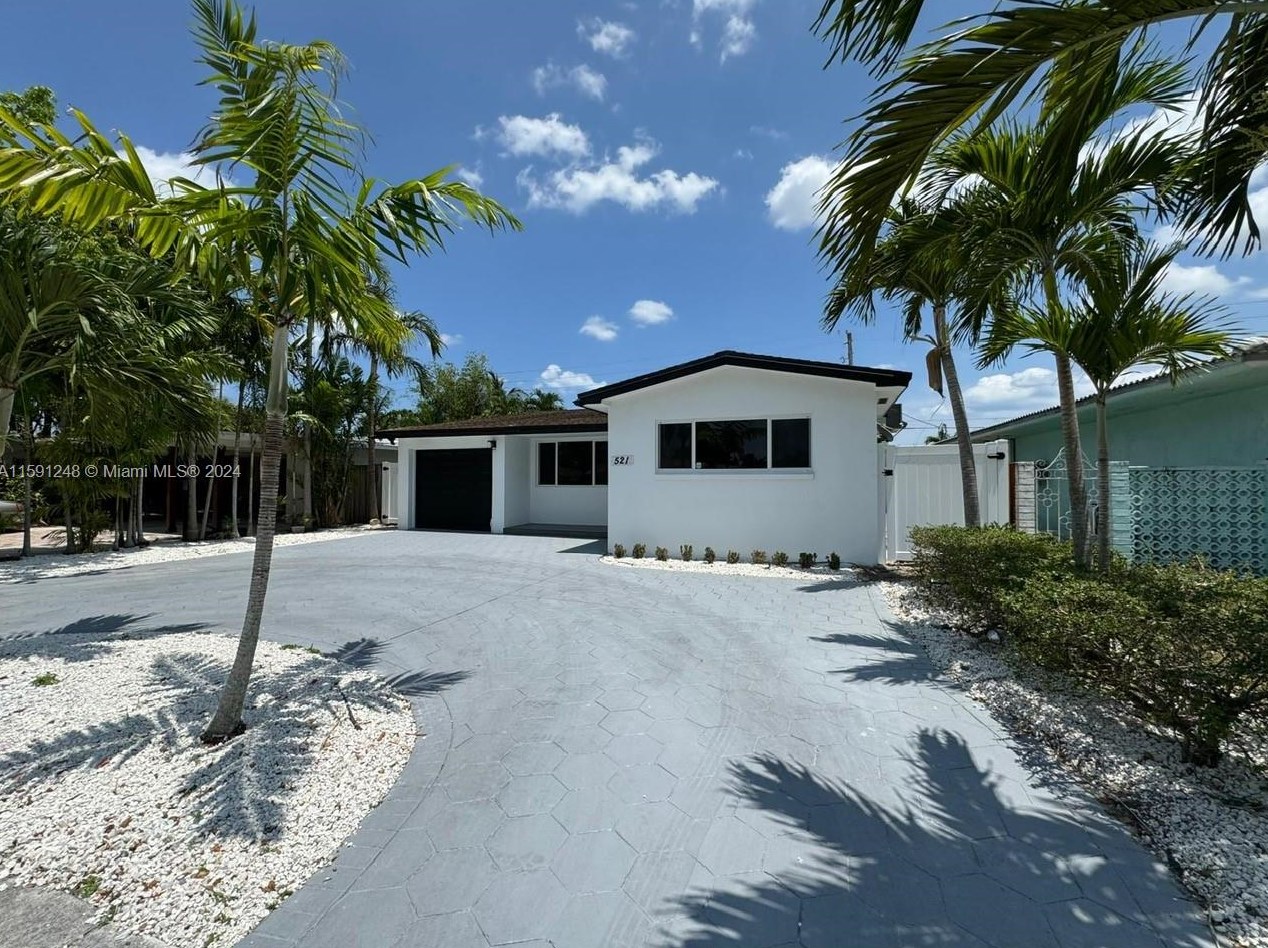 521 N Rainbow Dr, Hollywood, FL 33021