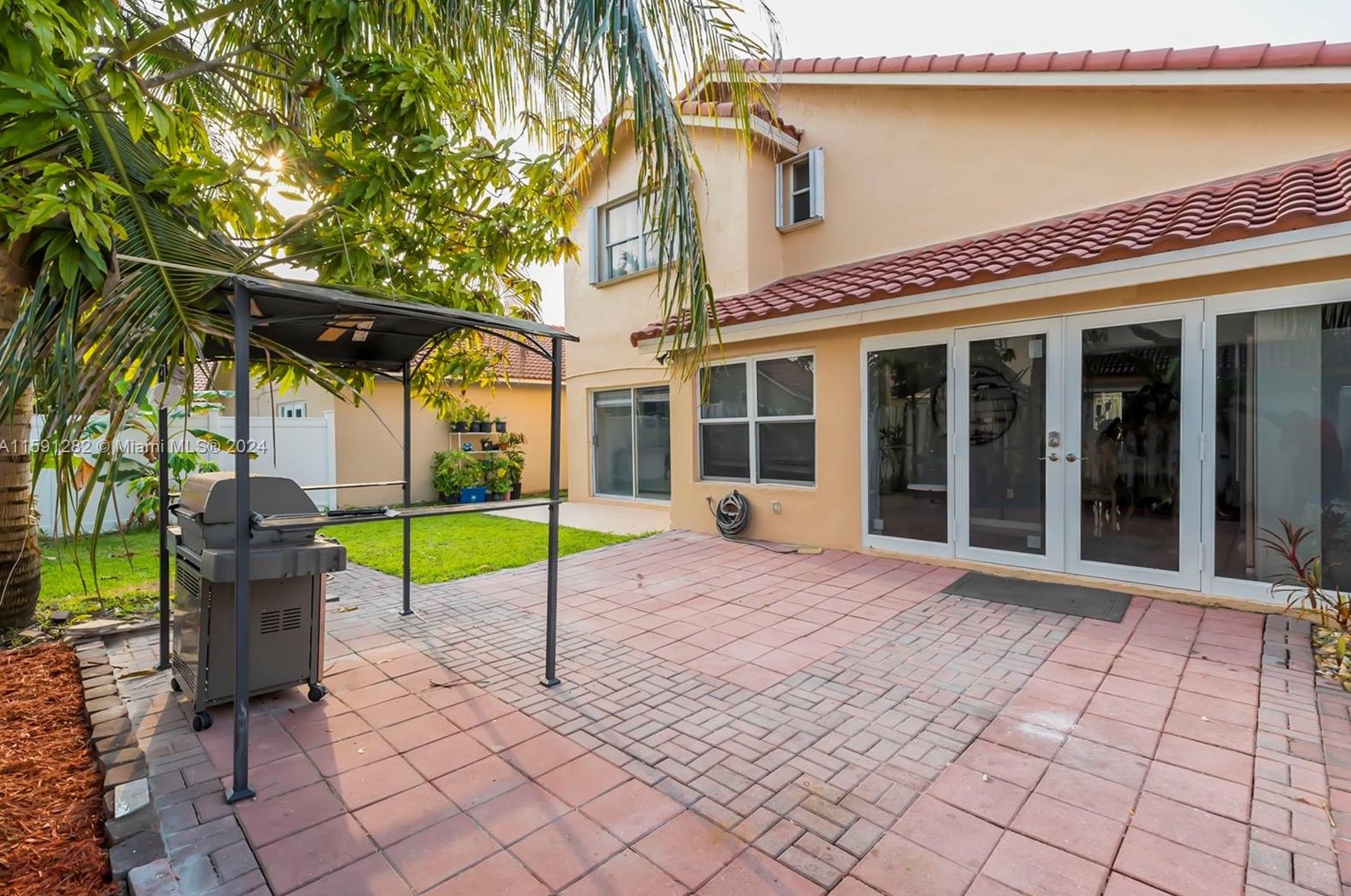 18312 7 St, Hollywood FL 33029-3684 exterior