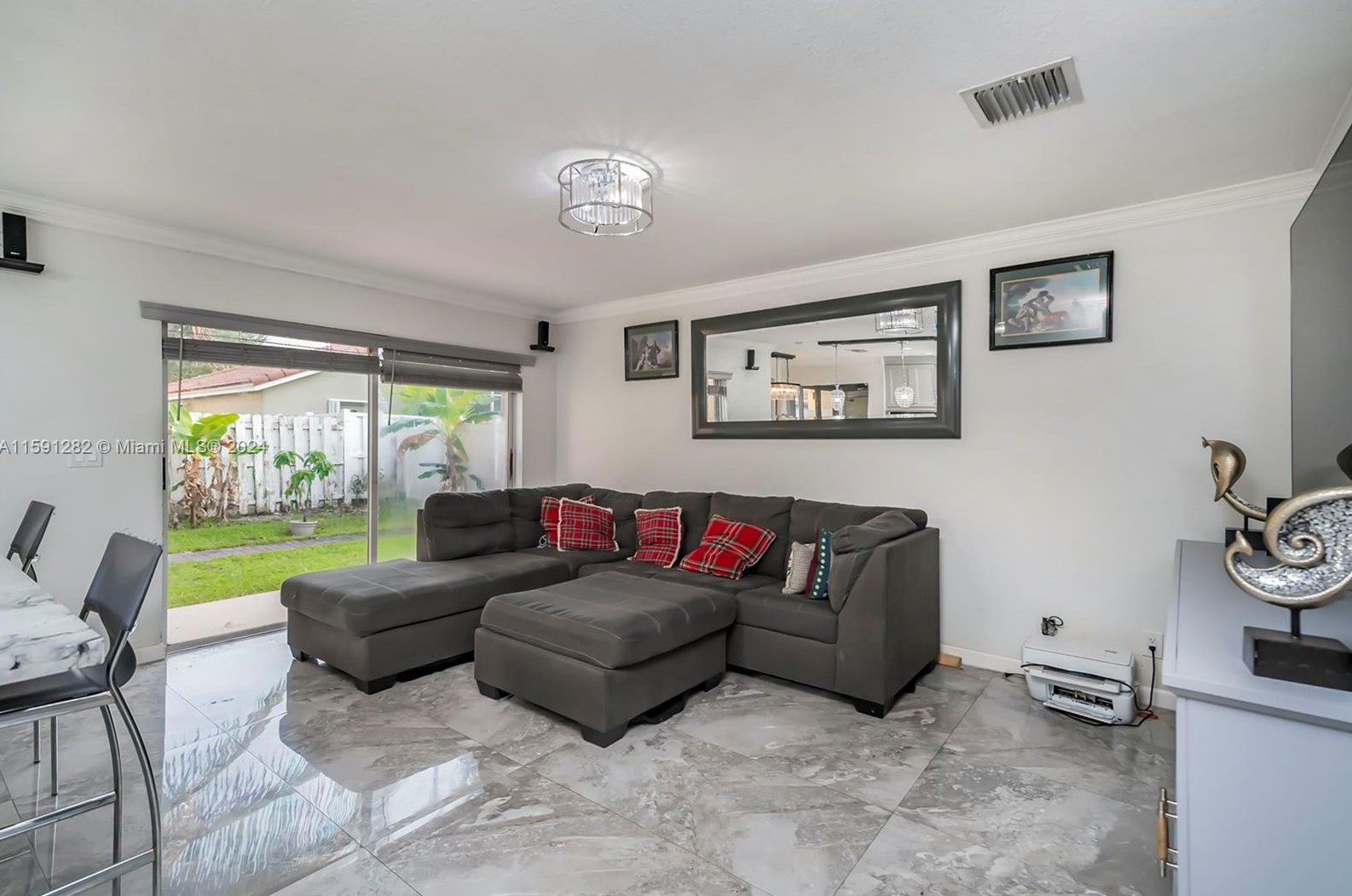 18312 7 St, Hollywood FL 33029-3684 exterior