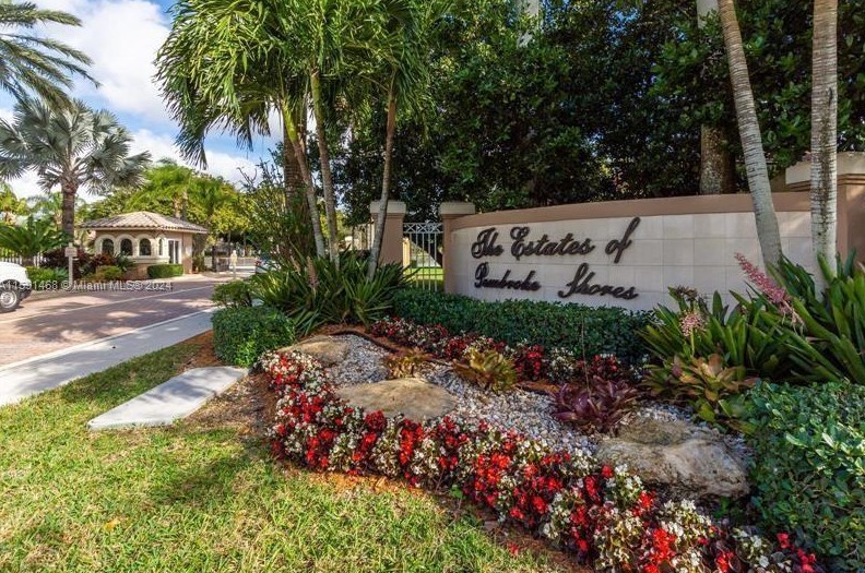 1584 Sw 159th Ln, Hollywood, FL 33027