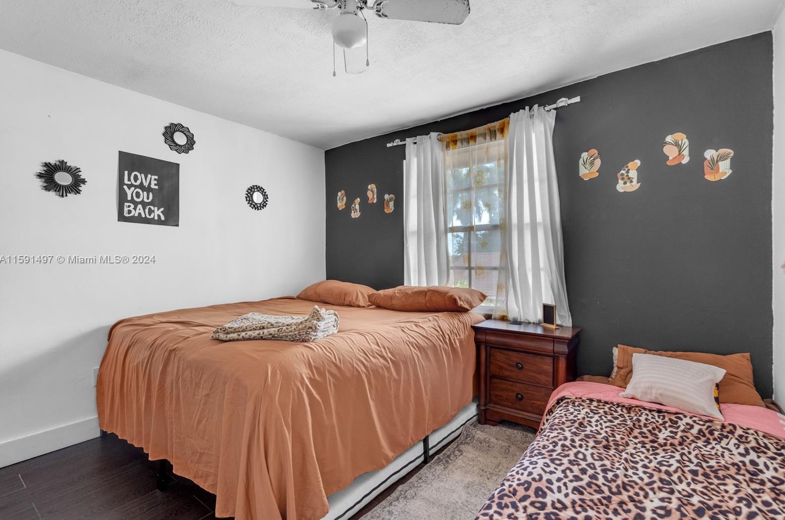 20020 Oakmont Cir, Hialeah FL  33015-2045 exterior