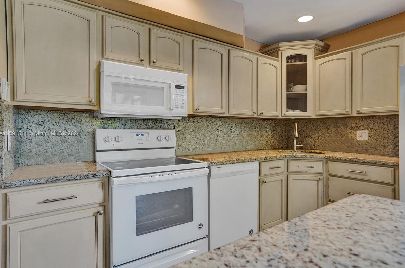 7200 Nw 2nd Ave Apt 92, Boca Raton, FL 33487