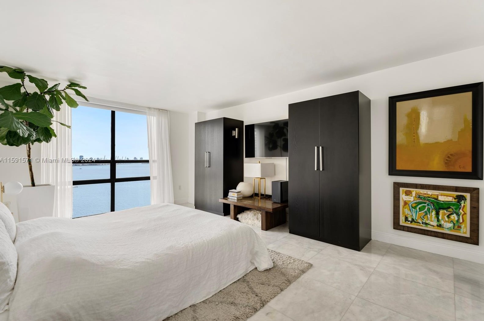 1450 Brickell Bay Dr #1902, Miami, FL 33131