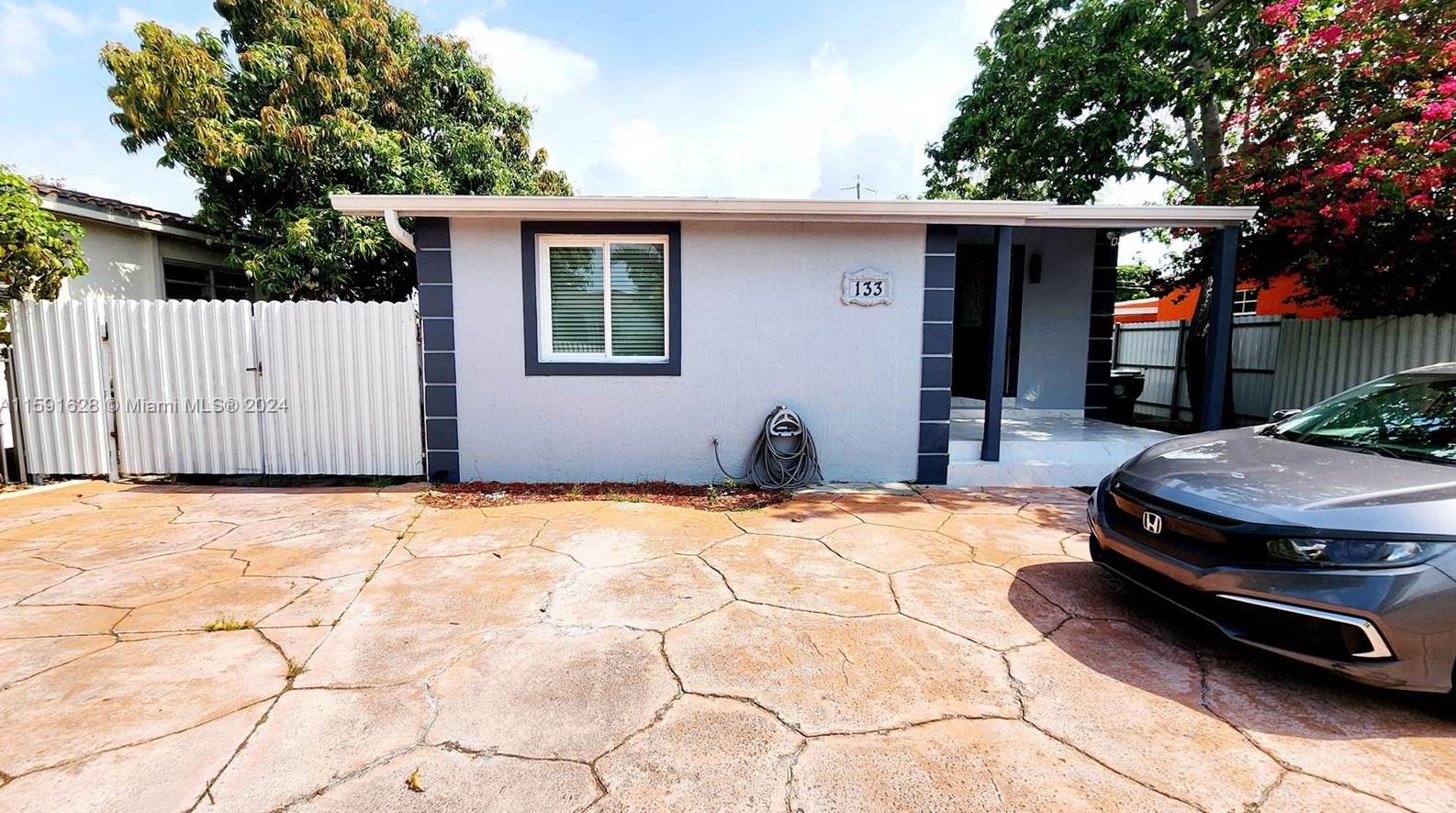 133 E 13th St, Hialeah, FL 33010