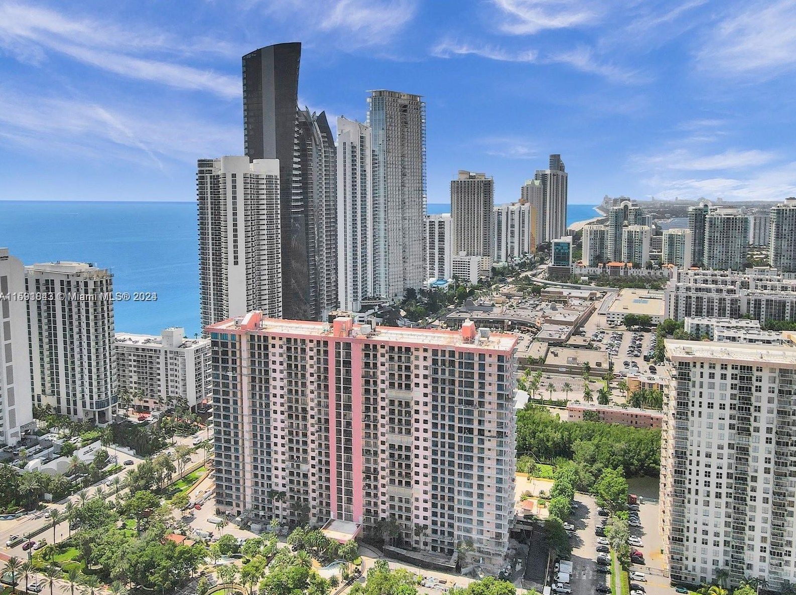 210 174th St #2316, Miami, FL 33160