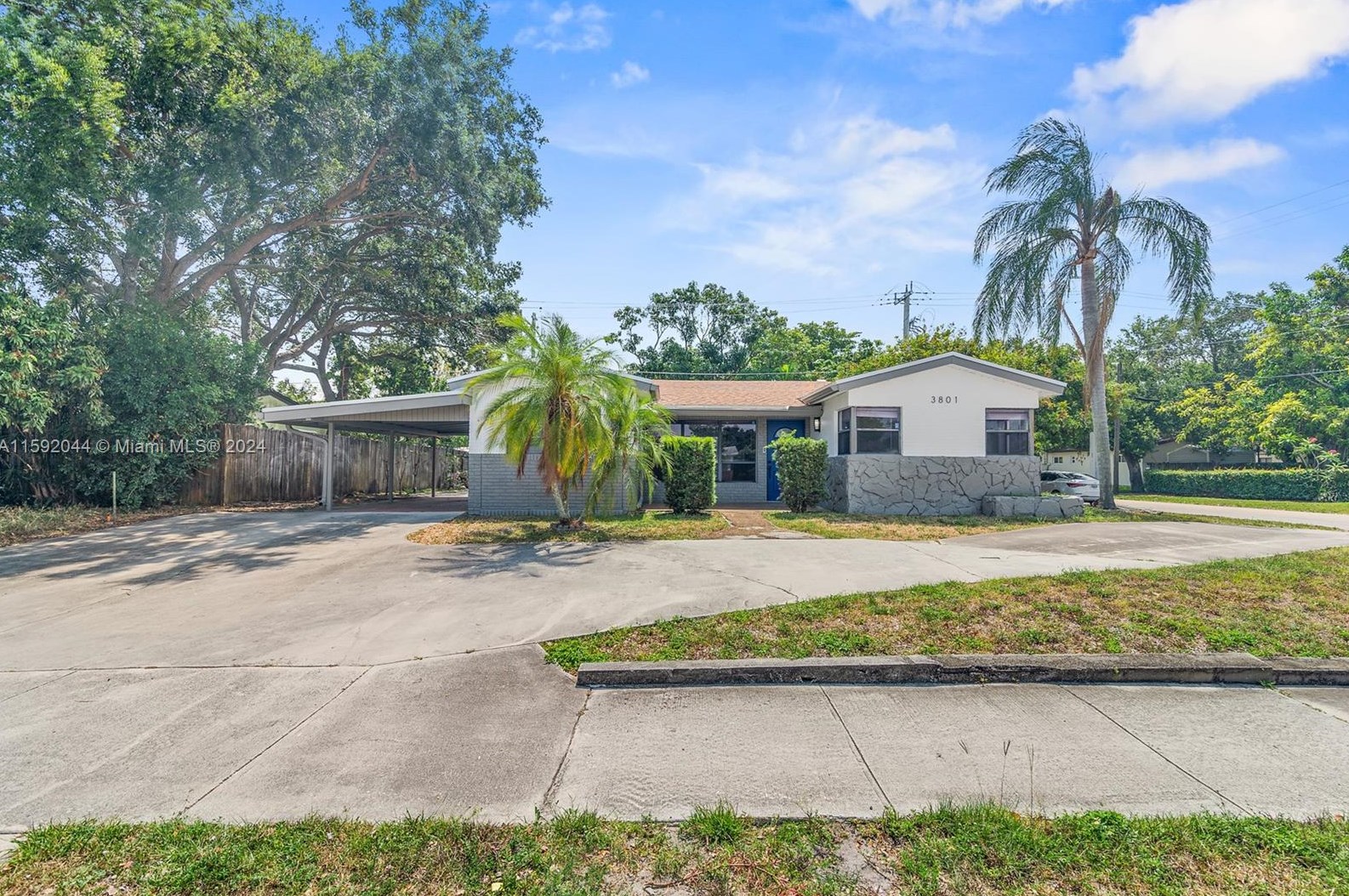 3801 66th Ave, Hollywood, FL 33024-1933