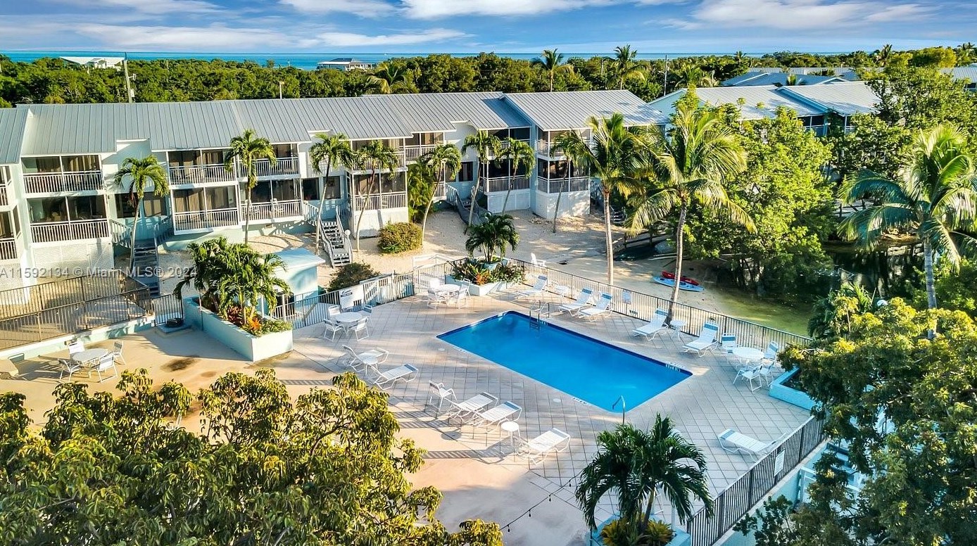 1500 Ocean Bay Dr, Key Largo, FL 33037