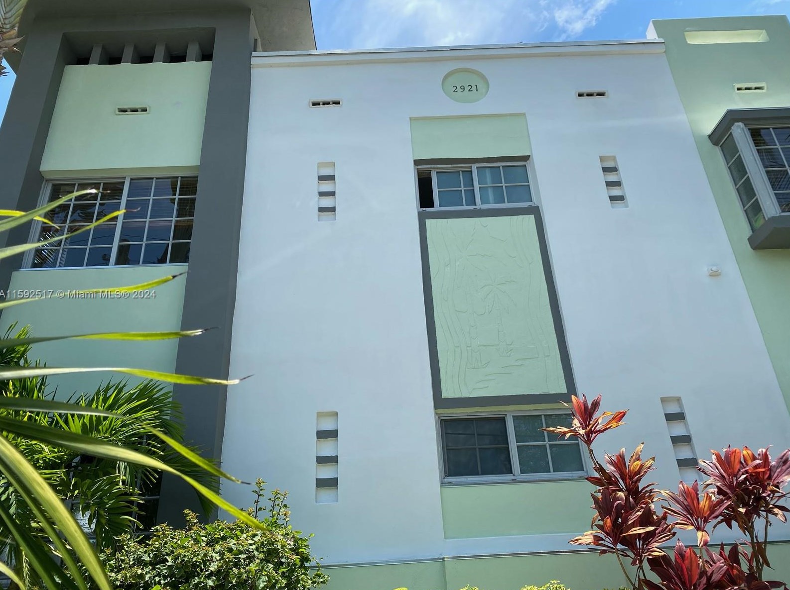 2921 Sheridan Ave #4, Miami, FL 33140